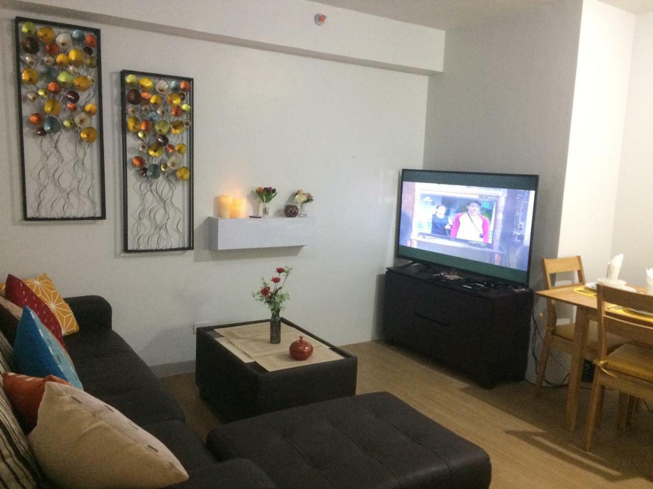 Apartment Pine Tagaytay Luxury Spacious 2 Bedroom With Balcony Amenities View Tagaytay City