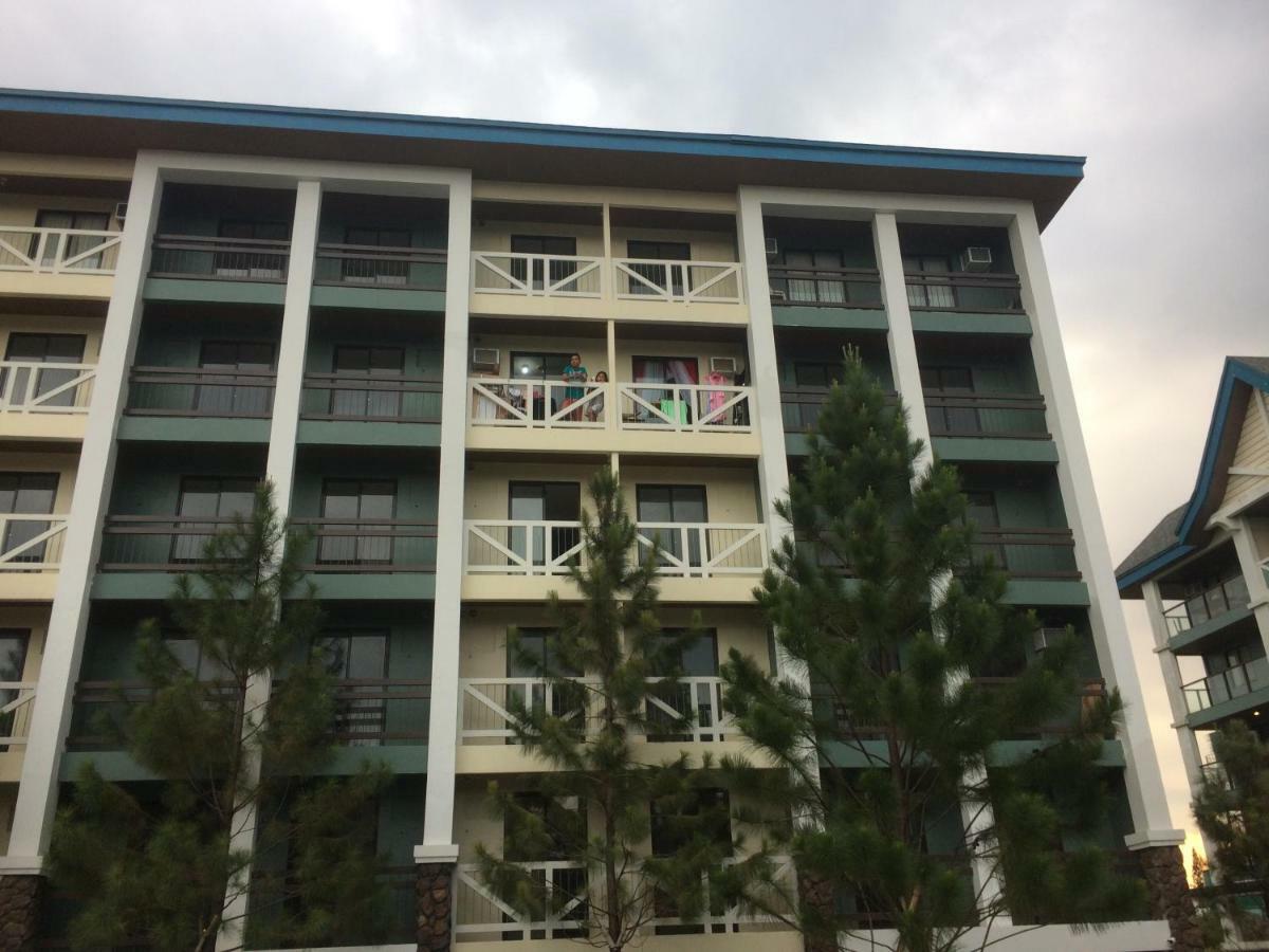 Apartment Pine Tagaytay Luxury Spacious 2 Bedroom With Balcony Amenities View *